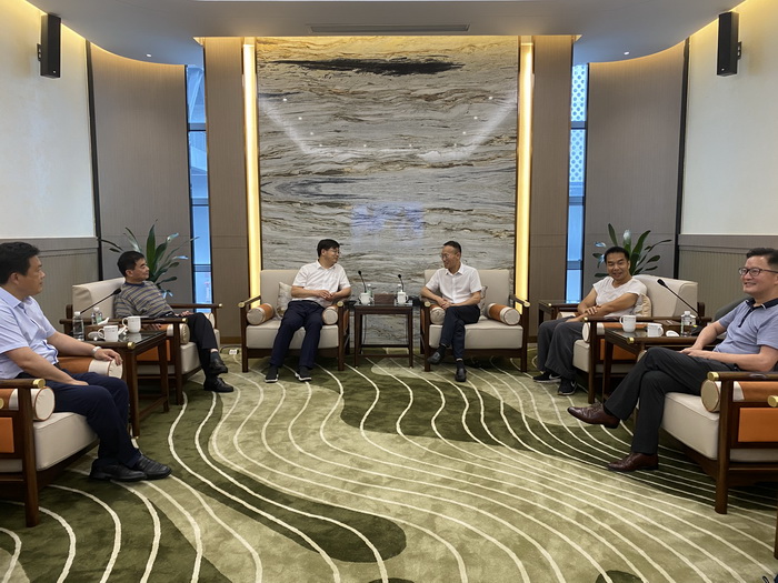 縣委書記張團結(jié)率隊在廣東開展招商活動