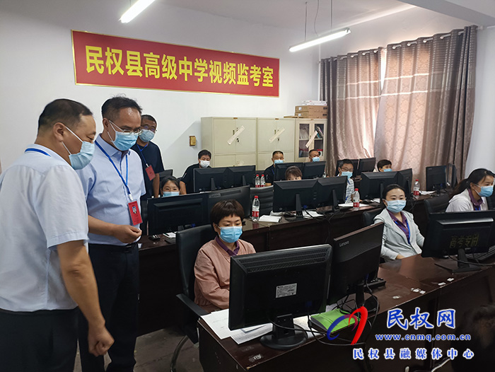 縣委常委、常務副縣長王景義檢查高考工作