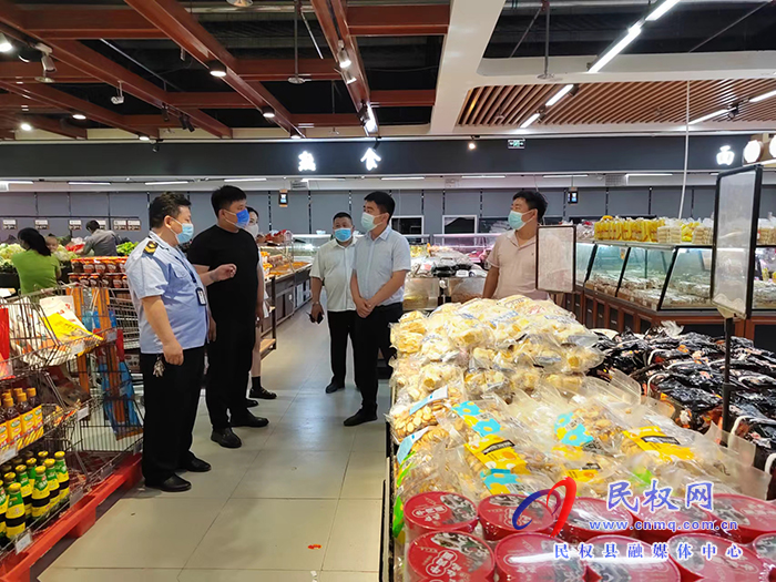 王莊寨鎮(zhèn)：持續(xù)開展戴口罩、掃場所碼監(jiān)督檢查行動