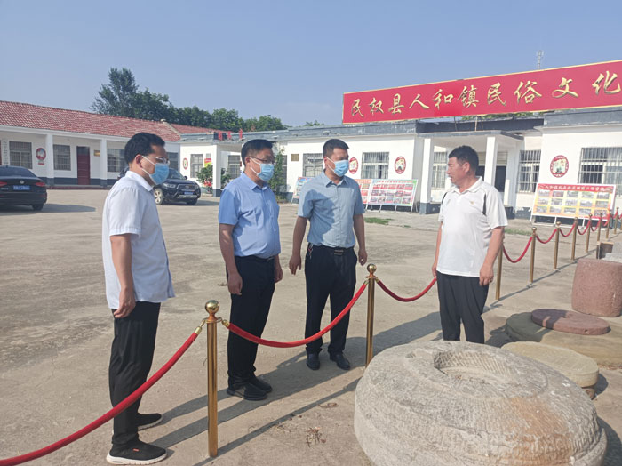 縣委常委、宣傳部長、副縣長畢道喜督導(dǎo)現(xiàn)代公共文化服務(wù)體系建設(shè)工作