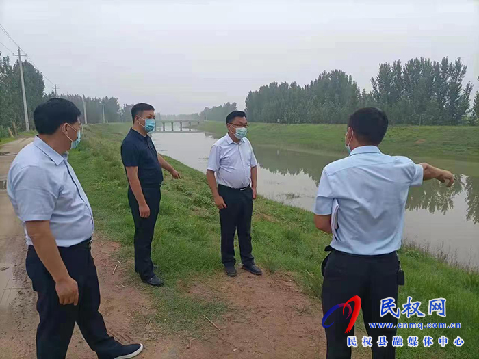 縣委常委、宣傳部長、副縣長畢道喜督查教育系統(tǒng)暑期防溺水工作