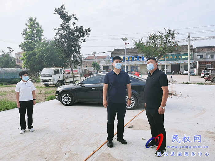 副縣長、花園鄉(xiāng)黨委書記張方杰督導(dǎo)全員核酸檢測暨靜態(tài)管理工作