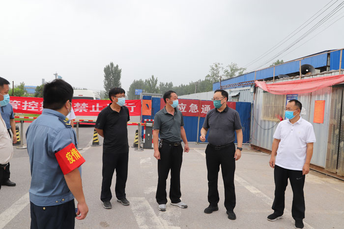 縣領導栗團結、周明河、李衛(wèi)政到部分鄉(xiāng)鎮(zhèn)暗訪督導社會面管控工作