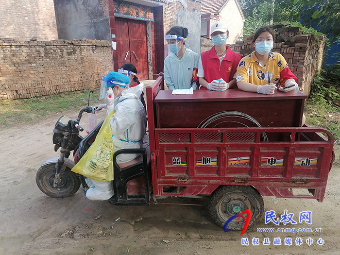 龍?zhí)伶?zhèn)：黨員群眾齊上陣，共同抗議暖人心