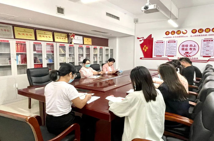 民權縣部分鄉(xiāng)鎮(zhèn)和縣直單位開展“讀書交流會”活動