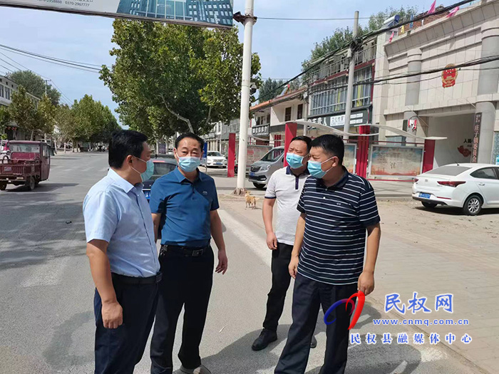 縣領導吳杰、李衛(wèi)政督導新時代文明實踐所（站）打造情況