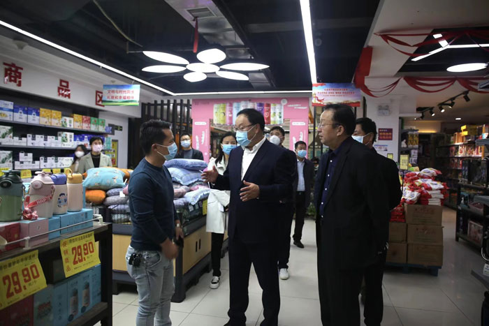 縣領導栗團結調(diào)研督導全國文明城市創(chuàng)建工作