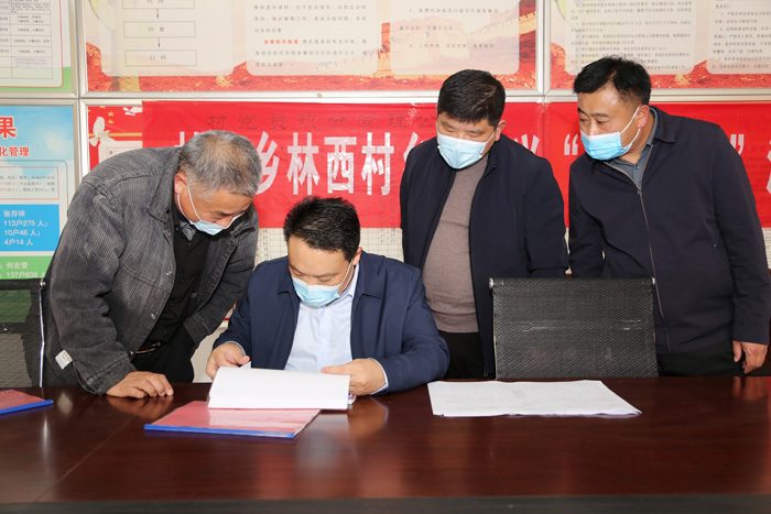 縣委常委、組織部長(zhǎng)王義彬到林七鄉(xiāng)督導(dǎo)疫情防控工作