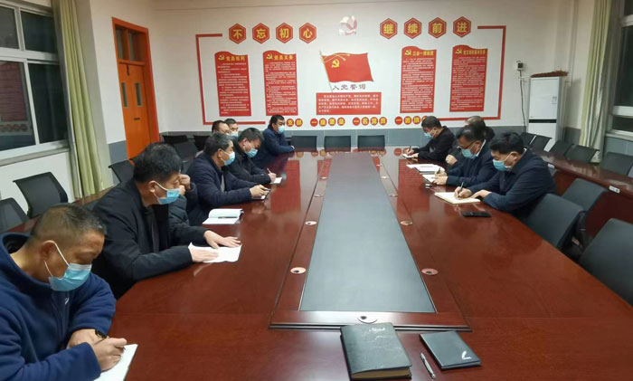 縣委常委、宣傳部長(zhǎng)、副縣長(zhǎng)畢道喜督導(dǎo)校園疫情防控工作