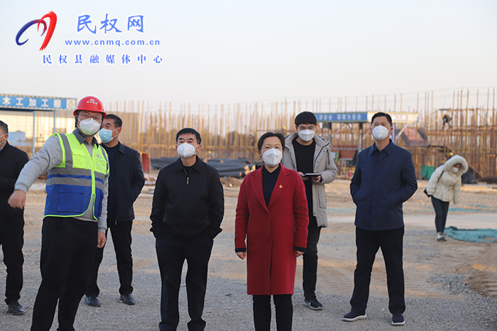 縣委副書記、縣長王靜嫻查看重點(diǎn)項(xiàng)目建設(shè)工作