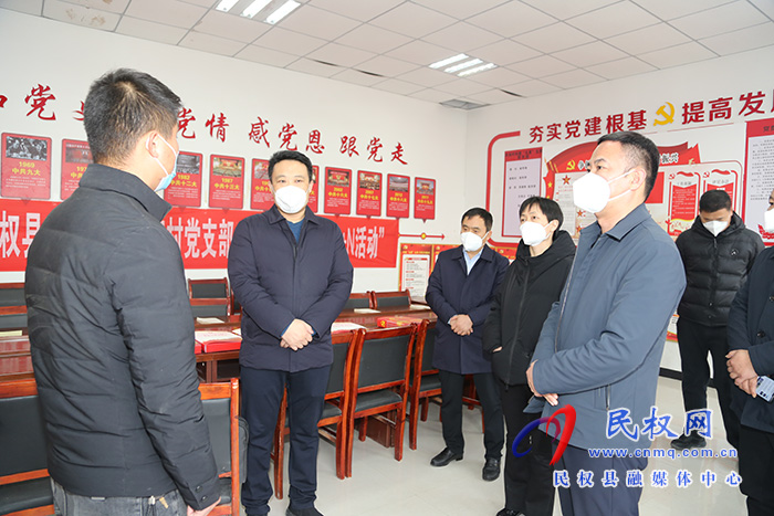 縣委常委、組織部長王義彬督導暗訪“五星”支部創(chuàng)建工作
