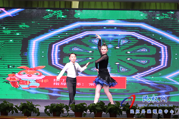 展望未來，向2023年快樂出發(fā)——民權(quán)求實(shí)學(xué)校2022年年度文藝匯演成功舉行