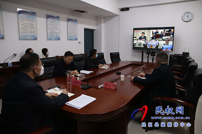我縣組織收聽(tīng)收看全市專項(xiàng)債項(xiàng)目申報(bào)電視電話會(huì)