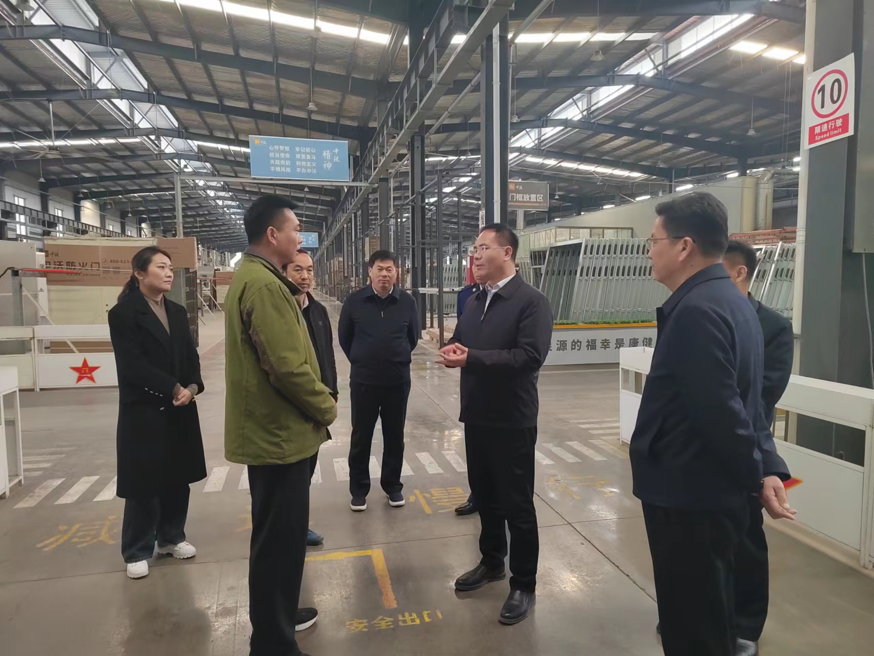 縣委常委、常務(wù)副縣長(zhǎng)王景義到雙塔鎮(zhèn)調(diào)研督導(dǎo)安全生產(chǎn)工作