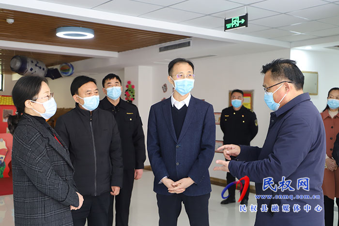 副市長袁道強(qiáng)蒞民調(diào)研督導(dǎo)食品安全“兩個(gè)責(zé)任”落實(shí)情況