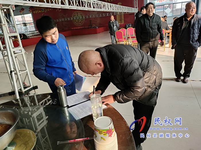 龍?zhí)伶?zhèn)：開(kāi)展聯(lián)合安全檢查 全力護(hù)航龍?zhí)涟踩? title=