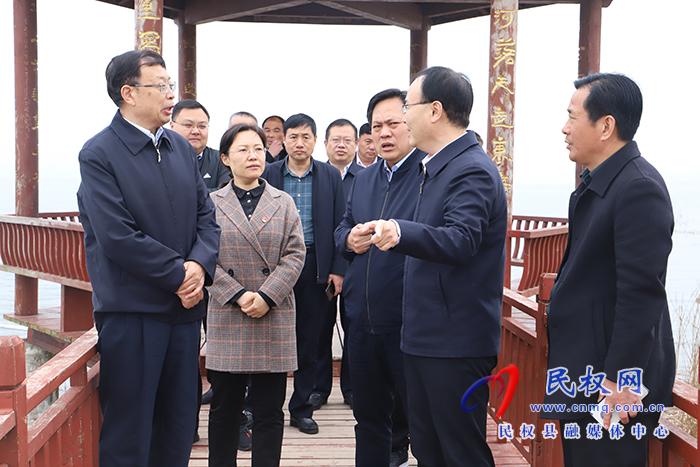 黃河水利委員會(huì)河南黃河河務(wù)局一級(jí)巡視員姚自京一行蒞民調(diào)研水利工程、黃河故道工作