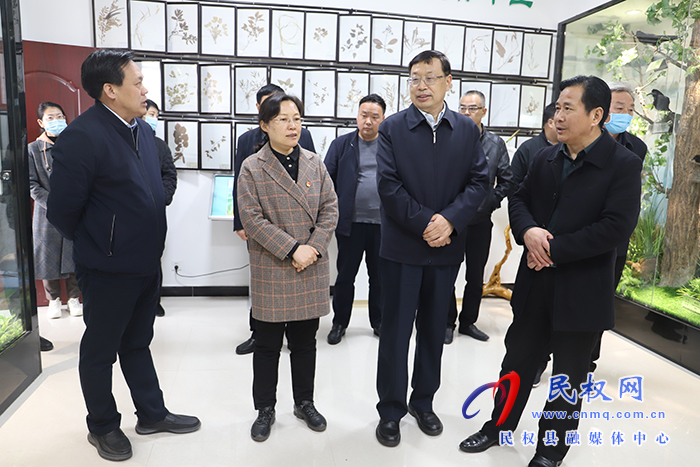 黃河水利委員會(huì)河南黃河河務(wù)局一級(jí)巡視員姚自京一行蒞民調(diào)研水利工程、黃河故道工作