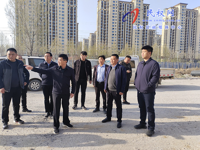 縣領(lǐng)導(dǎo)張方杰、張玉棟、馬德偉調(diào)研盈炻空調(diào)項(xiàng)目建設(shè)情況