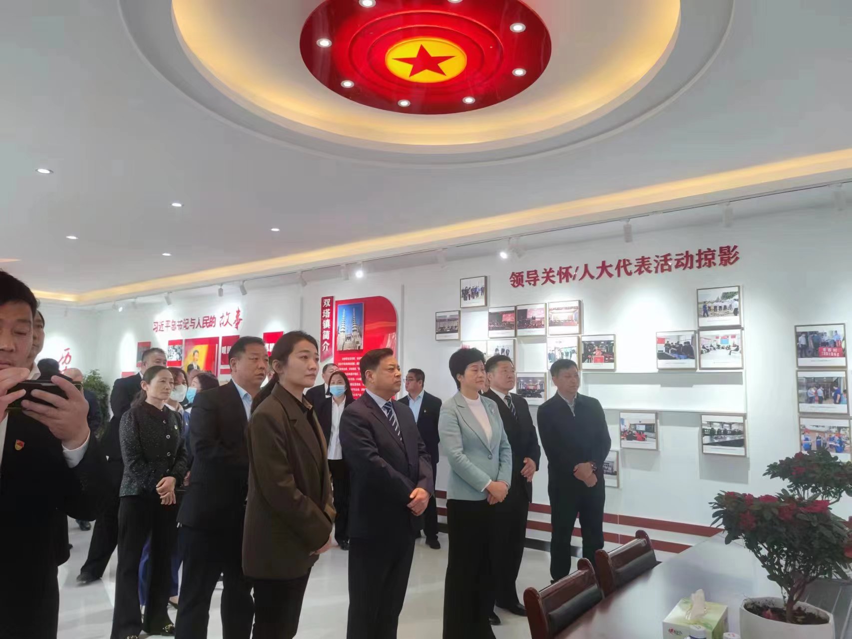 縣人大常委會主任周燕到雙塔鎮(zhèn)調研鄉(xiāng)鎮(zhèn)人大全過程人民民主示范點建設工作