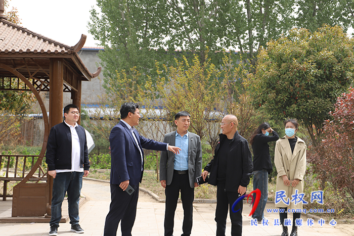 市僑聯(lián)到民考核測(cè)評(píng)省級(jí)“僑胞之家”創(chuàng)建工作