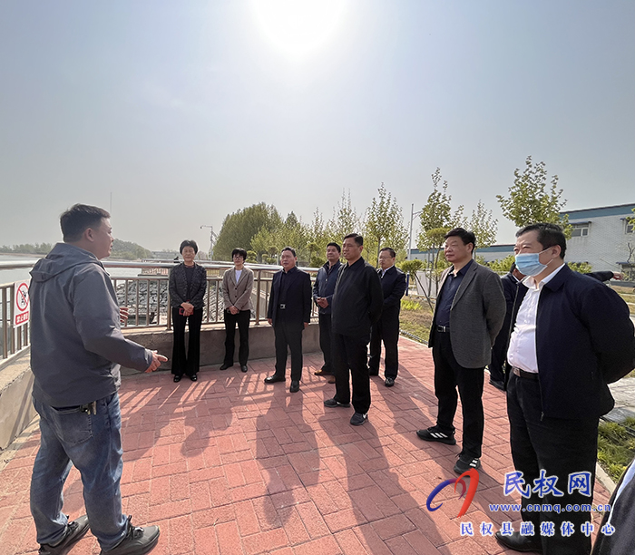 市人大調研組到民調研環(huán)境狀況和環(huán)境保護目標完成情況