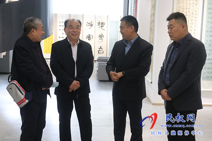 縣老干部局、縣老年書畫院參加2023中國·民權(quán)第七屆槐花文化系列活動書畫展