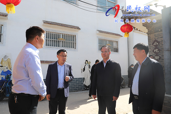  縣委常委、常務(wù)副縣長王景義到2023中國·民權(quán)第七屆槐花文化系列活動分會場察看美食節(jié)進展情況