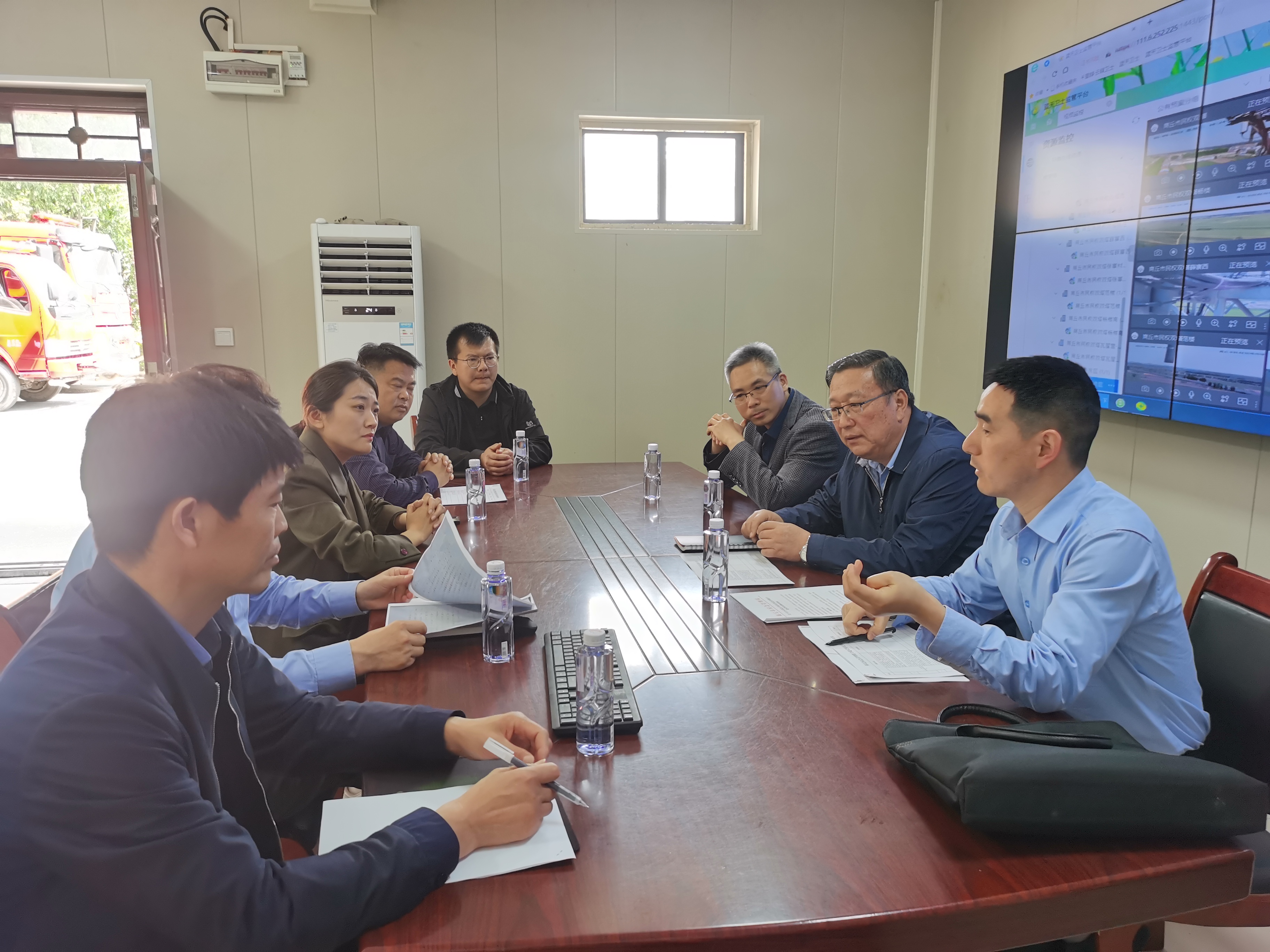 市應(yīng)急管理局副局長劉學軍到雙塔鎮(zhèn)調(diào)研基層應(yīng)急能力建設(shè)情況