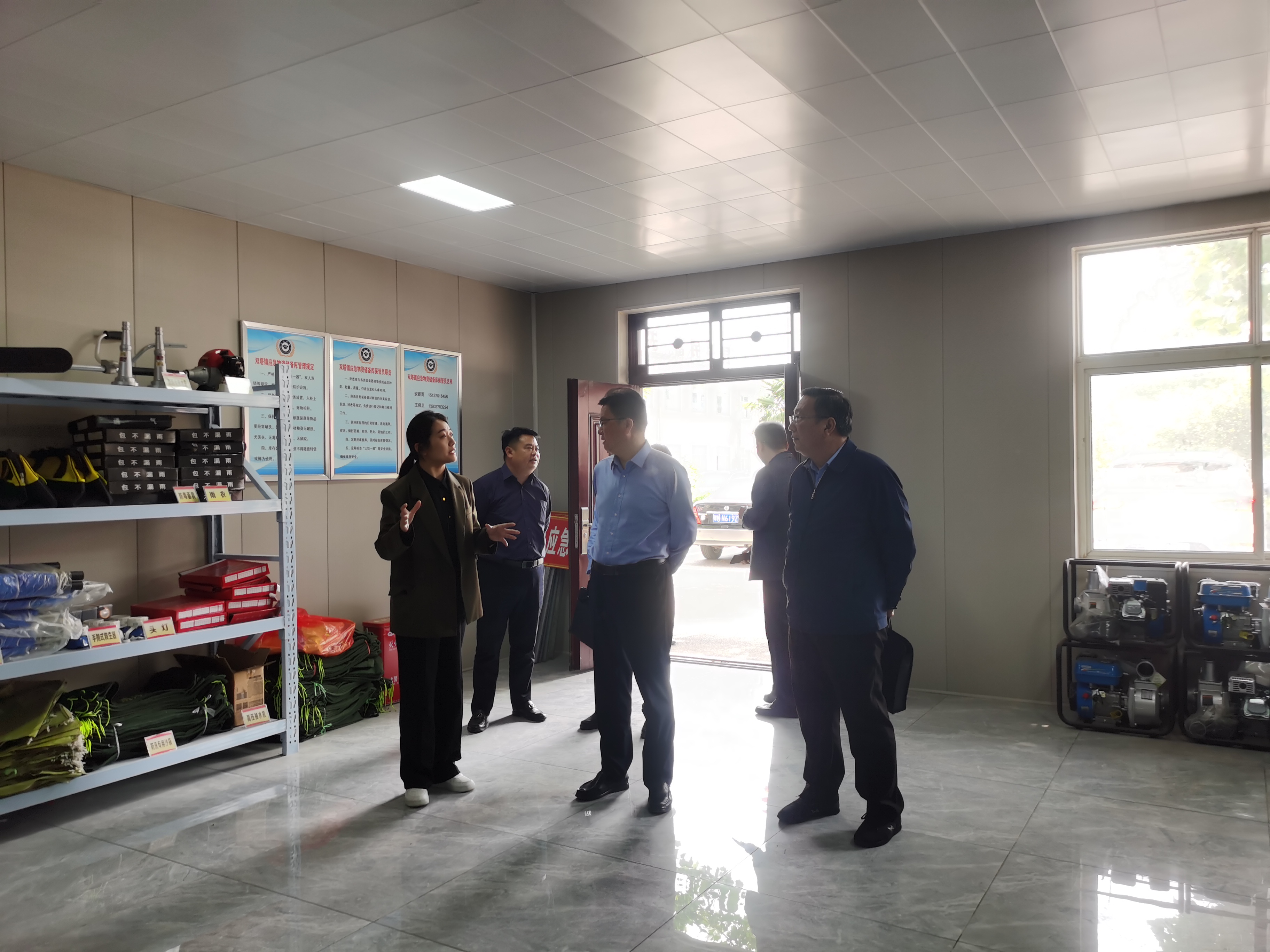市應(yīng)急管理局副局長劉學軍到雙塔鎮(zhèn)調(diào)研基層應(yīng)急能力建設(shè)情況