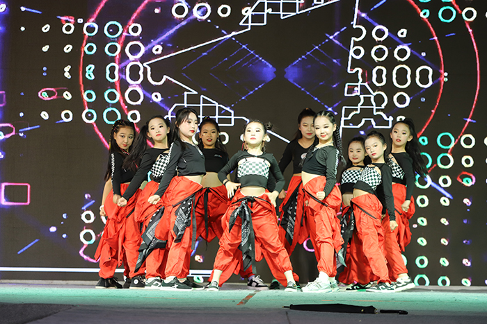 民權(quán)求實小學(xué)第六屆“向美而行，逐夢未來”校園文化藝術(shù)節(jié)圓滿落幕