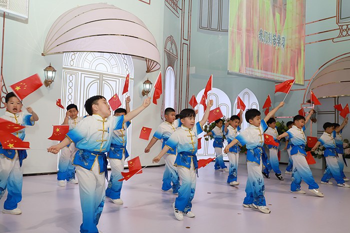 民東愛嬰托育中心舉辦喜迎“六一”暨五周年感恩回饋活動(dòng)