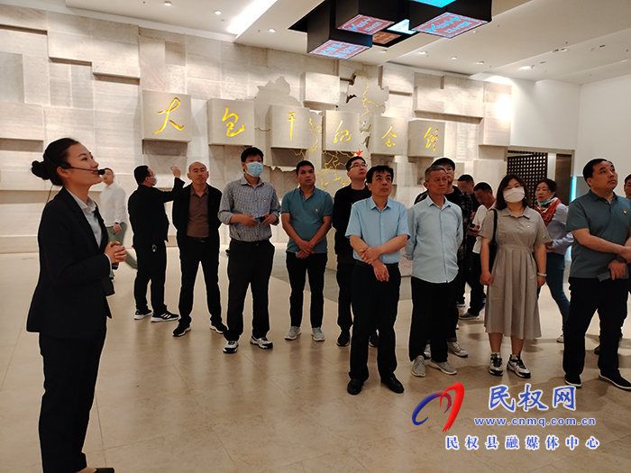 民權(quán)縣2023年春季學(xué)期中青年干部培訓(xùn)班赴安徽省鳳陽(yáng)縣小崗村開(kāi)展現(xiàn)場(chǎng)教學(xué)活動(dòng)