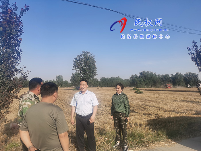 縣委常委、組織部長(zhǎng)王義彬到林七鄉(xiāng)督導(dǎo)“五星”支部創(chuàng)建工作     