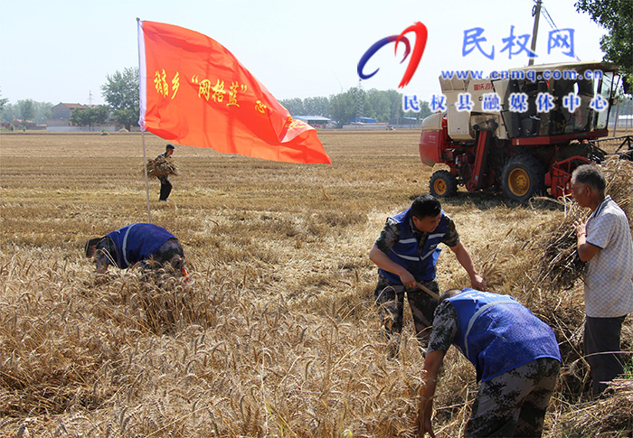 褚廟鄉(xiāng)網格員筑牢秸稈禁燒“防火墻”