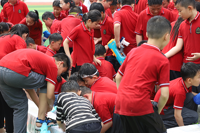 “悠悠艾香溢佳節(jié) 綿綿粽情潤端午”——民權(quán)求實學(xué)校端午節(jié)主題教育活動