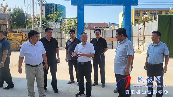 縣政協(xié)主席周明河實地督導問題樓盤處置化解工作
