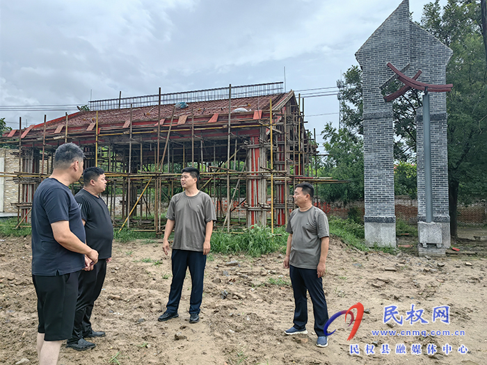 副縣長、花園鄉(xiāng)黨委書記張方杰帶隊檢查臺風(fēng)防御工作