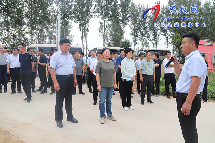 我縣開展2023年度鄉(xiāng)鎮(zhèn)（街道）上半年重點工作觀摩活動
