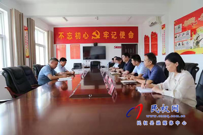 副縣長、縣公安局局長賈濤調(diào)研全國法治政府示范縣創(chuàng)建工作