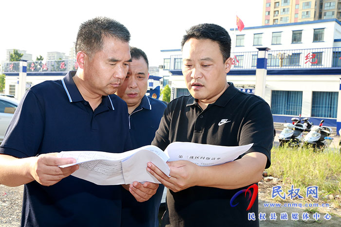 縣委常委、組織部長王義彬督導(dǎo)文明城創(chuàng)建工作