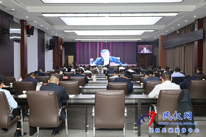 全縣10月份經(jīng)濟(jì)運(yùn)行調(diào)度會(huì)召開
