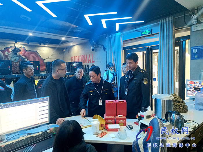 民權(quán)縣文化廣電旅游局開展文化市場(chǎng)“雙隨機(jī)、一公開”跨部門聯(lián)合檢查