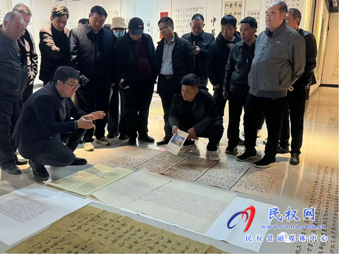 民權(quán)縣文聯(lián)邀請(qǐng)中書(shū)協(xié)會(huì)員、商丘市書(shū)法家協(xié)會(huì)副主席王文博老師點(diǎn)評(píng)書(shū)法作品