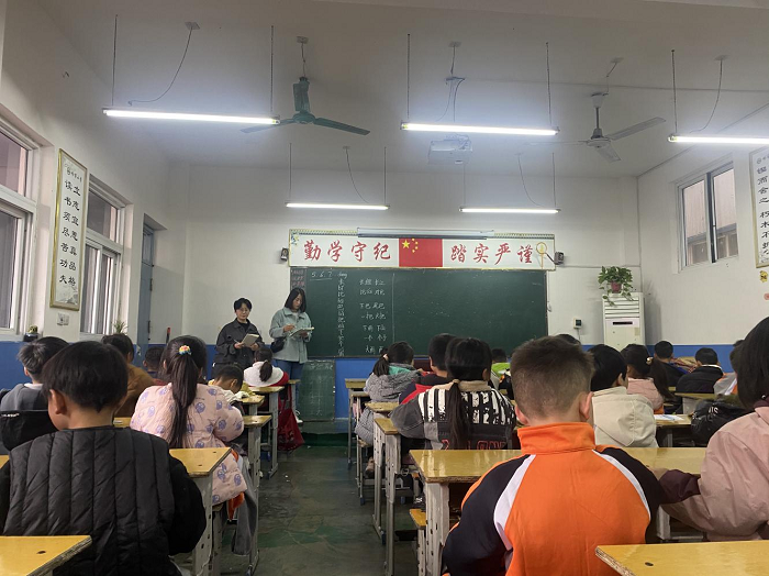 縣財(cái)政局開展享受“兩免一補(bǔ)”政策學(xué)生人數(shù)核查工作