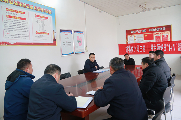 縣委常委、組織部長王義彬到胡集鄉(xiāng)小馬莊村調(diào)研指導(dǎo)軟弱渙散村黨組織整頓工作