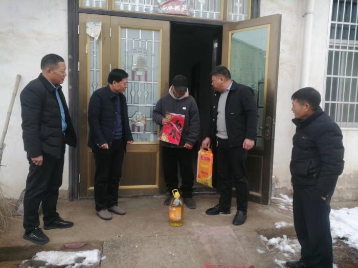民權(quán)縣供銷合作社開展2024年新春慰問活動(dòng)