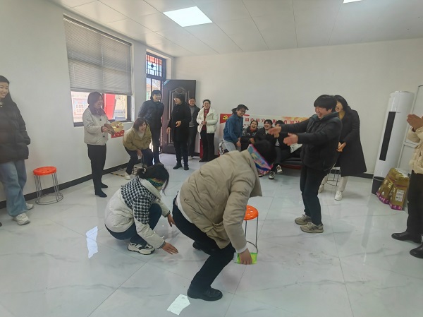 野崗鎮(zhèn)：慶祝三八國際勞動(dòng)?jì)D女節(jié)