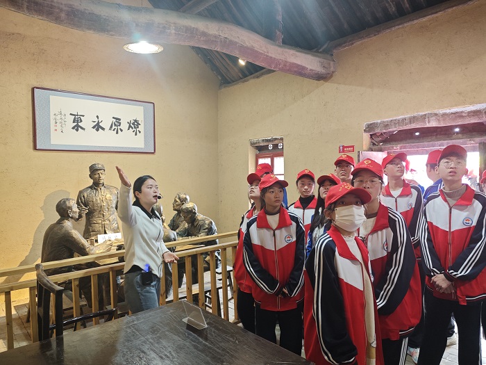 團(tuán)縣委組織開展2024年迎五四“探尋紅色足跡，傳承革命精神”紅色研學(xué)實(shí)踐活動(dòng)