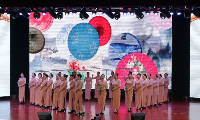 民權縣人民文化館組織參加2024年“奮進新征程 秀出新風采”商丘市首屆銀發(fā)藝術模特大賽